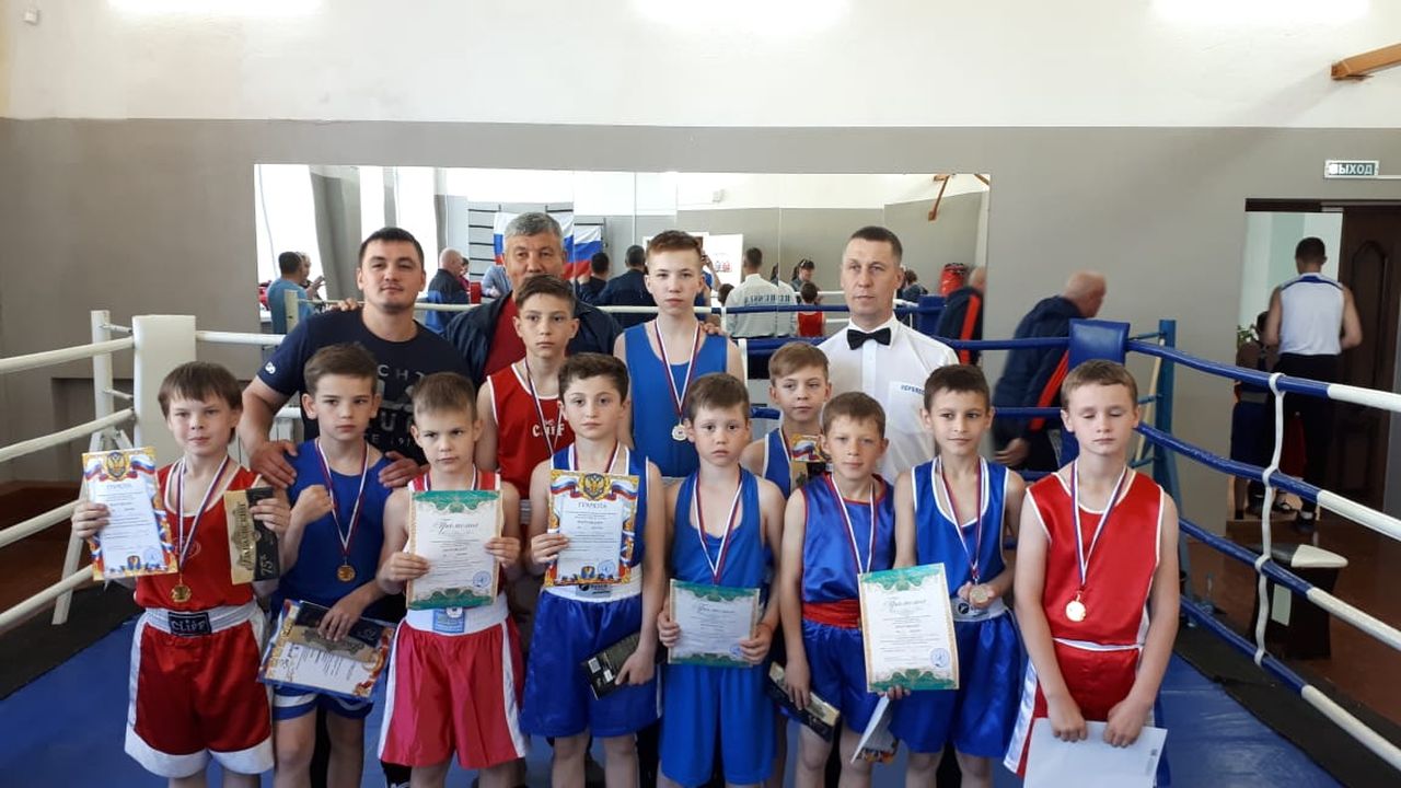 Семеро юных серовских боксеров взяли первые места на первенстве Сосьвинского городского округа