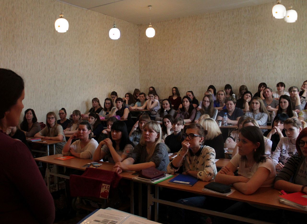Полиция Серова провела беседу о мошенничестве со студентами  и педагогами педколледжа 