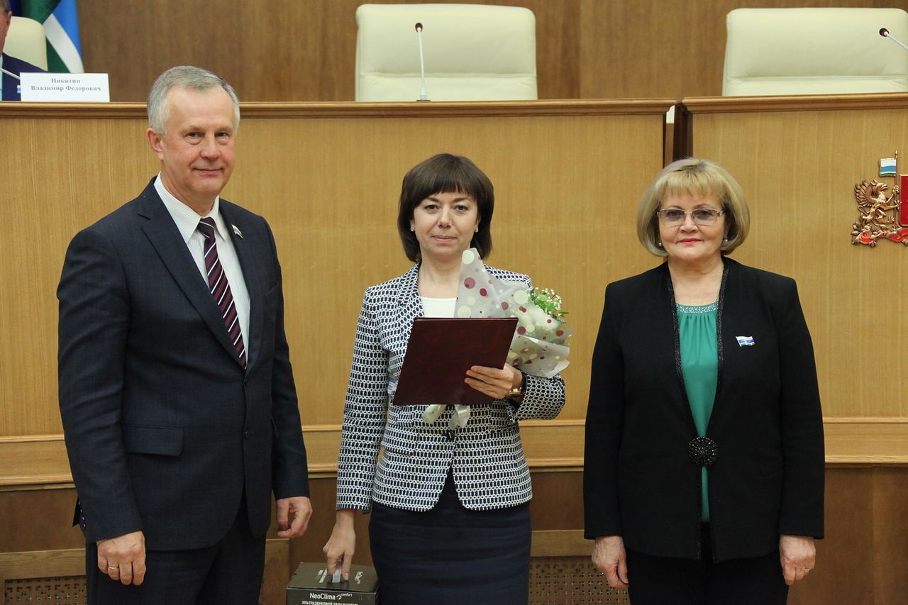 Ольга Чернецова стала лучшим муниципальным депутатом Свердловской области