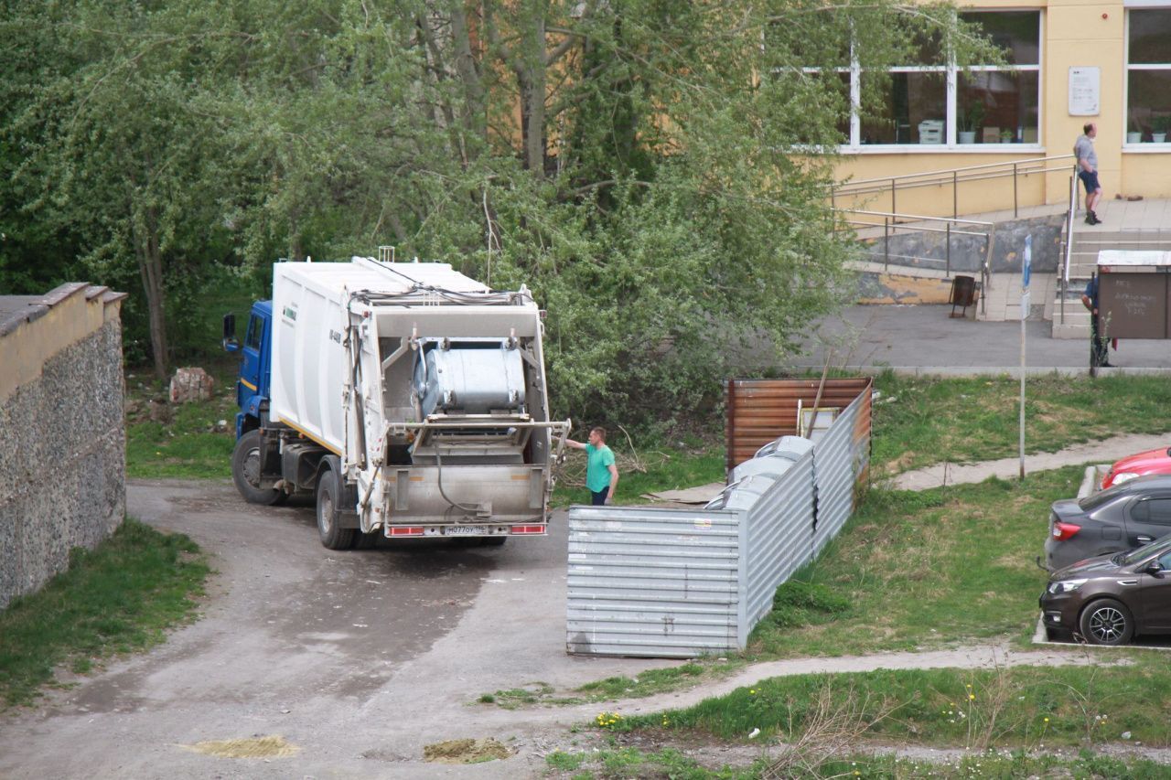 «Рифей» ищет подрядчика, который ближайшие два года будет заниматься вывозом мусора в Серовском городском округе