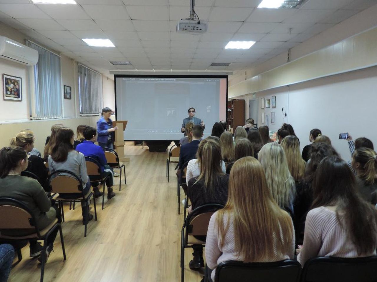 Общество слепых и библиотека приглашают серовчан на лекцию Алексея Филатова «Музы Пушкина в живописи»