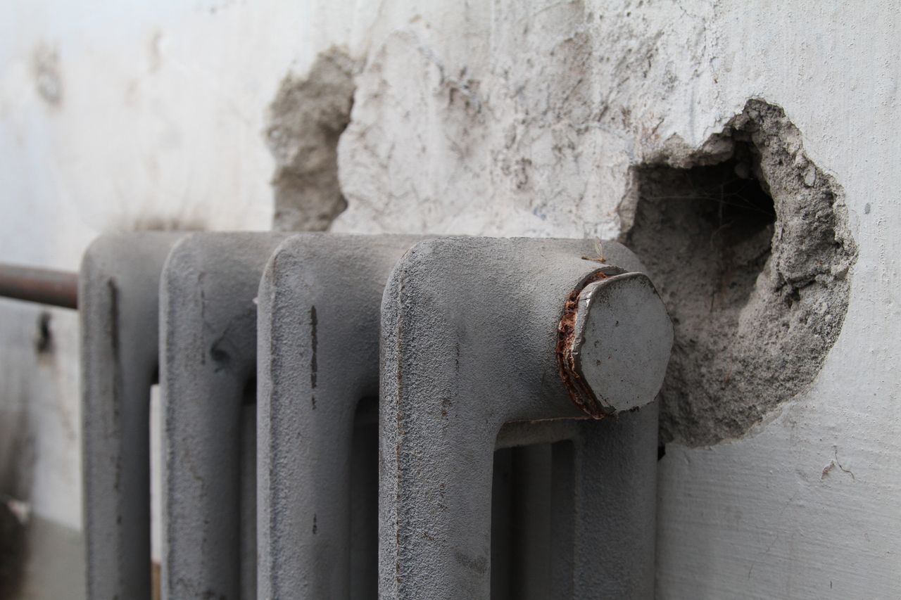 Жители пятиэтажки в центре Серова жалуются на холод в квартирах