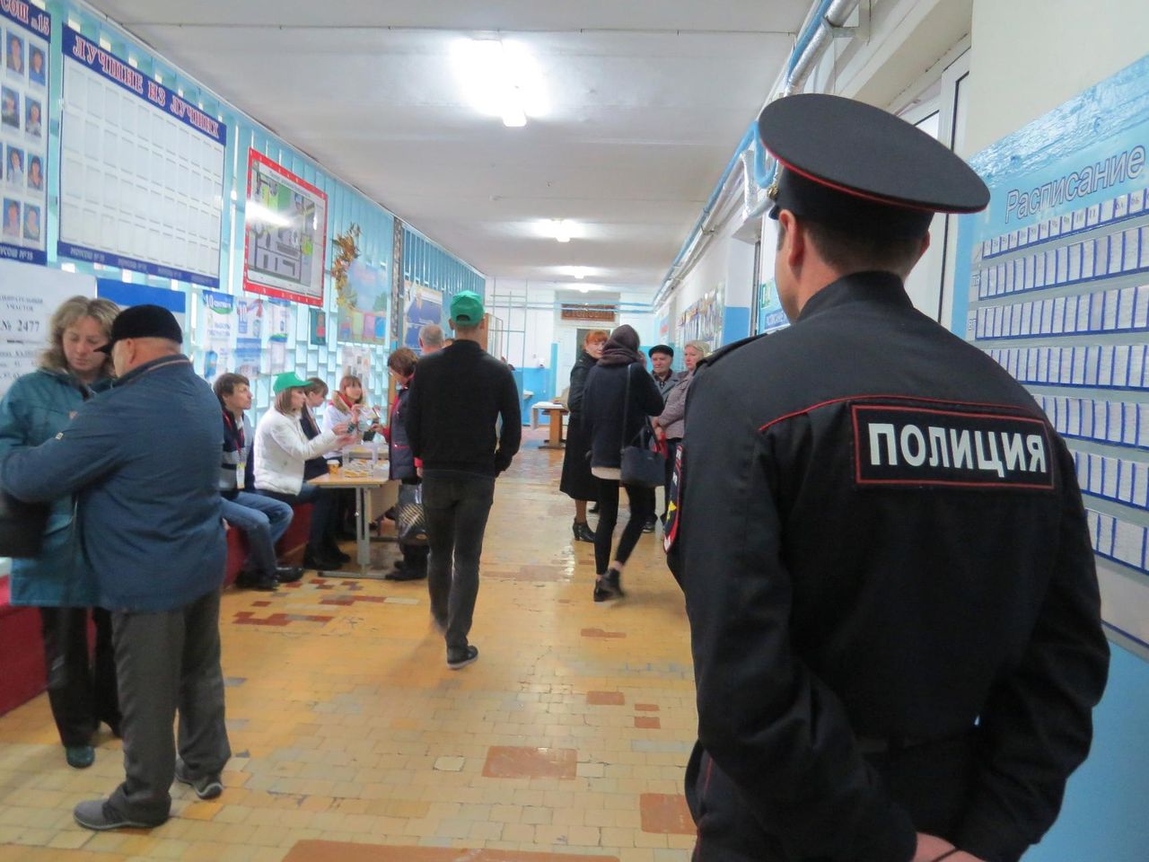 ﻿В связи с предстоящими выборами сотрудники полиции Серова переходят на усиленный вариант несения службы