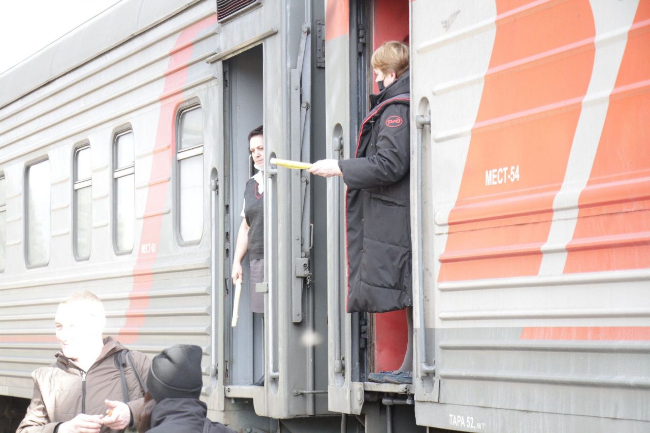 С 10 октября между Серовом и Бокситами перестанет курсировать «летний» пригородный поезд