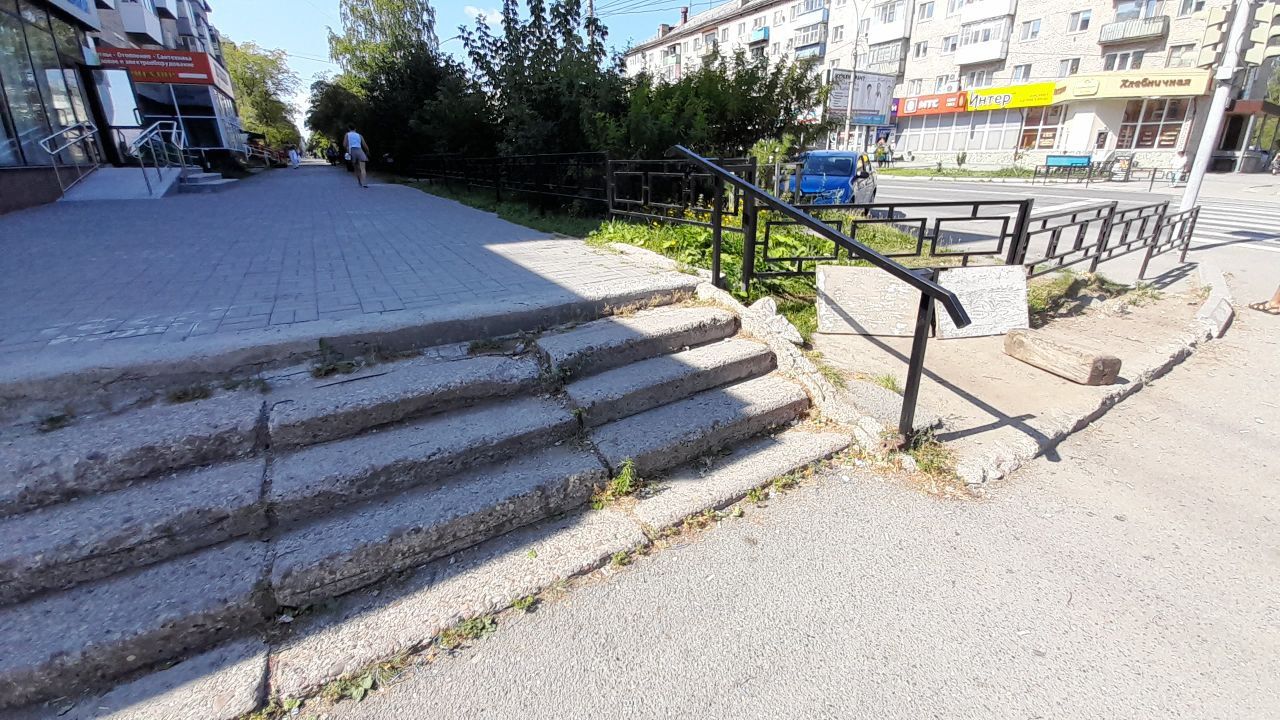 "Серовавтодор" планирует отремонтировать пешеходную лестницу в центре города