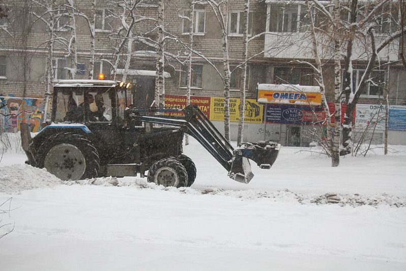 "Серовавтодор" для борьбы со снегом задействует 18 единиц техники