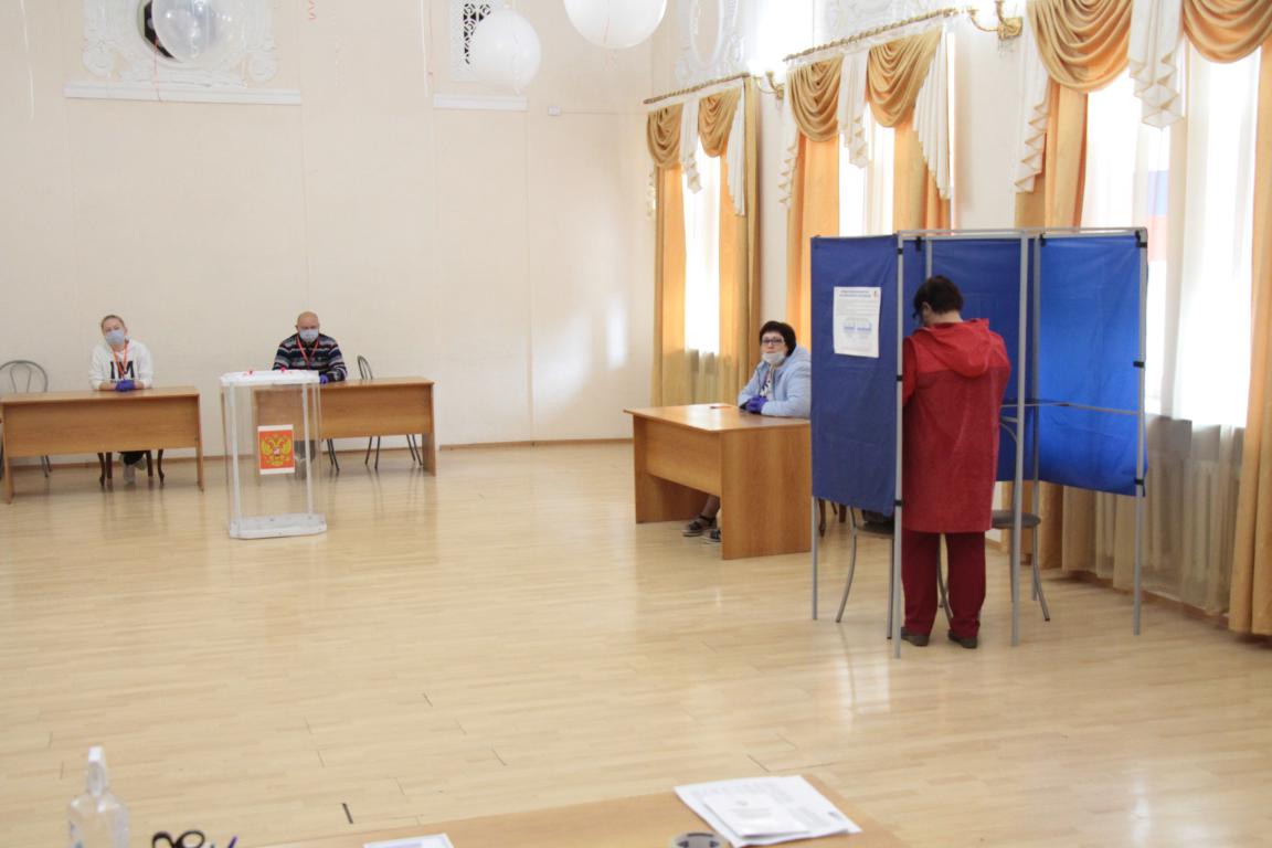 В Серове стартовал последний день голосования по вопросу одобрения поправок в Конституцию