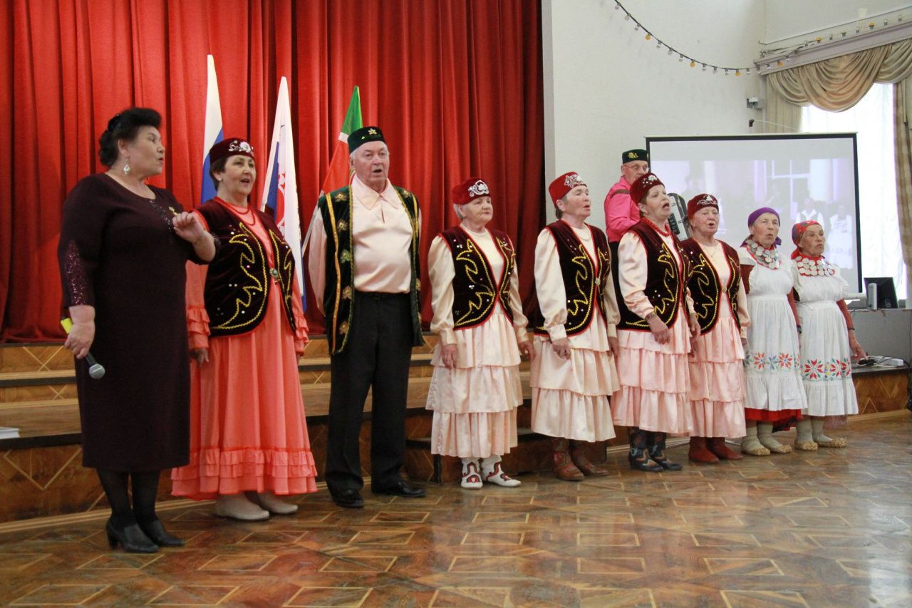 Серовский ансамбль «Тан Йолдызы» выдвинут на участие в конкурсе регионального Минкульта