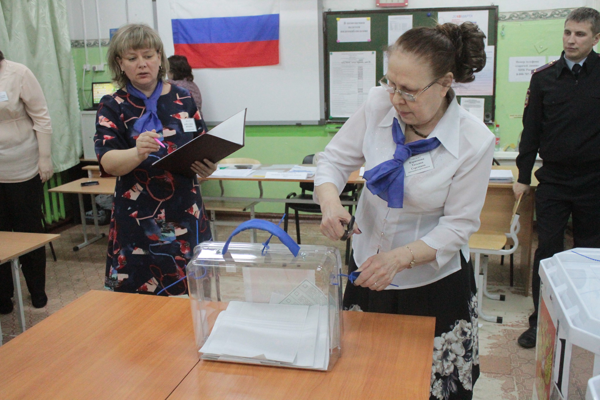 На довыборах в Госдуму досрочно проголосовали 32 жителя Серовского горокруга 