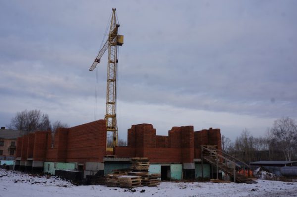 Строительство дома №44 по улице Короленко планируют возобновить весной 2019 года