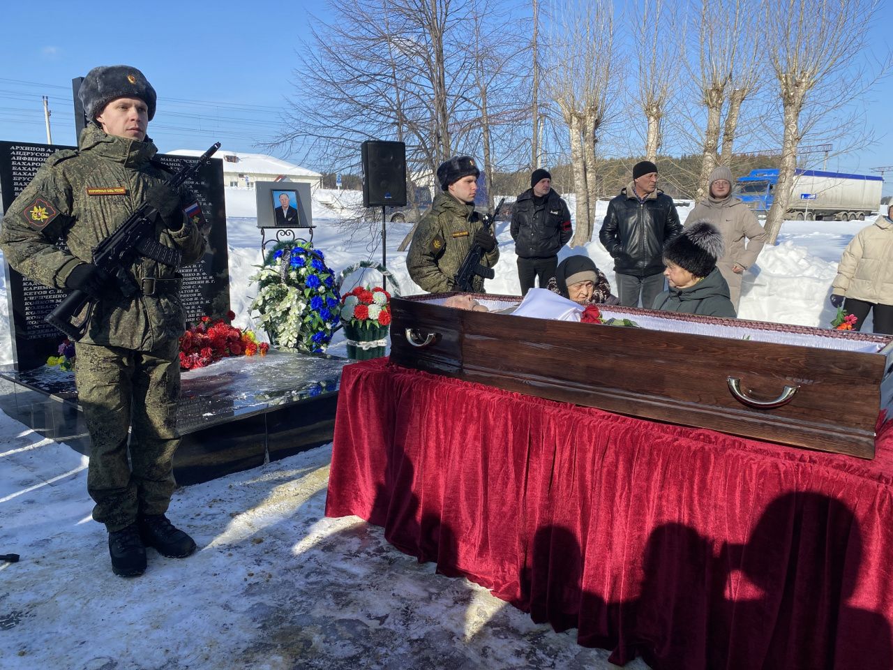 В Красноярке похоронили Анатолия Пономарева, последнего ветерана Великой Отечественной из Серовского округа