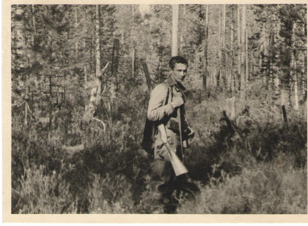 Геннадий Макаров часто ходил в лес, на рыбалку и увлекался охотой. Фото из личного архива Марины Демчук