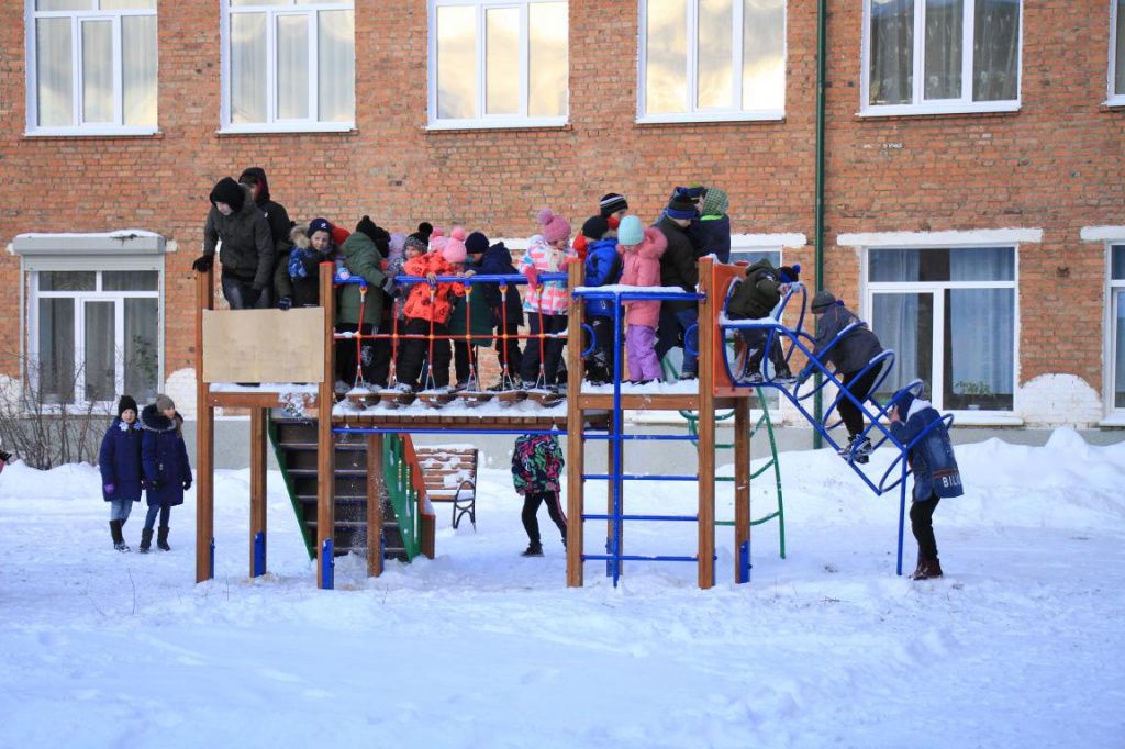 Одна площадка предназначена для ребят помладше. Фото: Константин Бобылев, "Глобус"