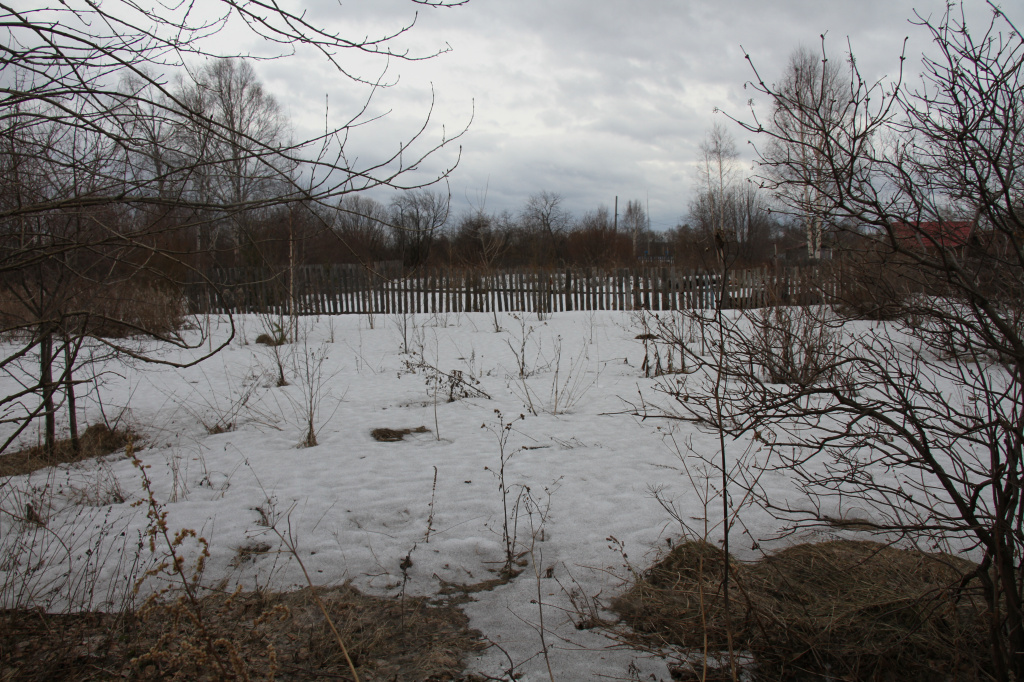 Здесь в школьные годы был огород. Фото: Константин Бобылев, "Глобус"