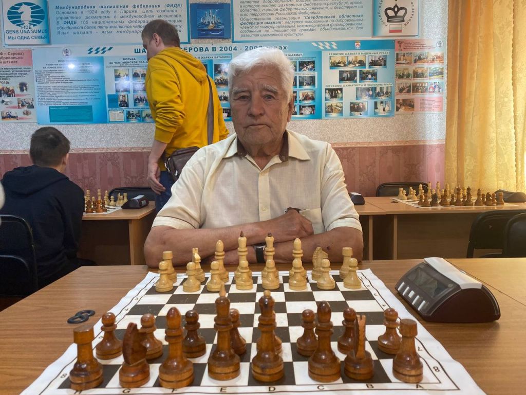 Василий Шепелев в шахматы играет больше 70 лет. Фото: Анна Куприянова, "Глобус"