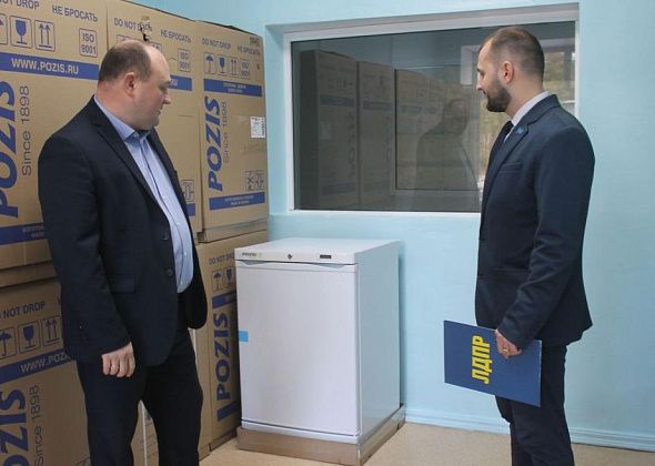 Серовская городская больница получила медицинское оборудование от ЛДПР