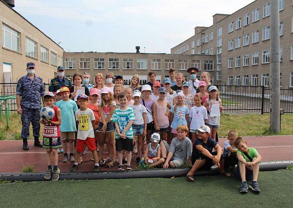 Для детей, отдыхающих на летней площадке Центра «Эдельвейс», прошла «Школа безопасности»