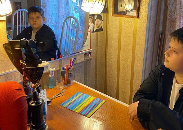 Пятиклассник Владлен Незлученко мечтает продолжить семейное дело и служить в театре