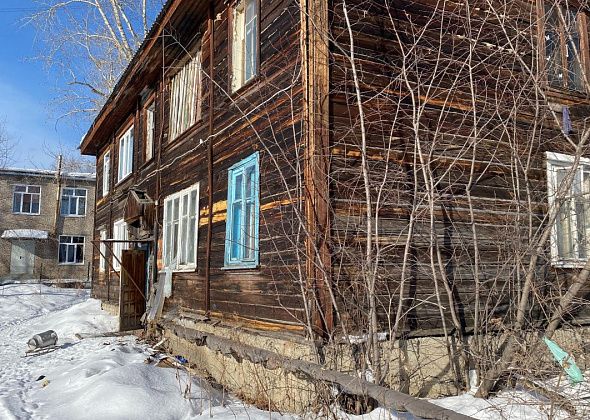 Прокуратура начала проверку по публикации "Глобуса" о проблемах двухэтажного дома на Лесозаводе 