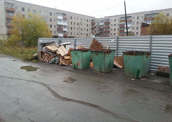 Глава Серова решил бороться с неплательщиками за вывоз мусора при помощи... "фотоловушек" 