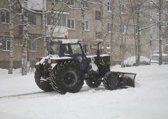 Серовские тротуары грядущей зимой будут убирать от снега тремя погрузчиками