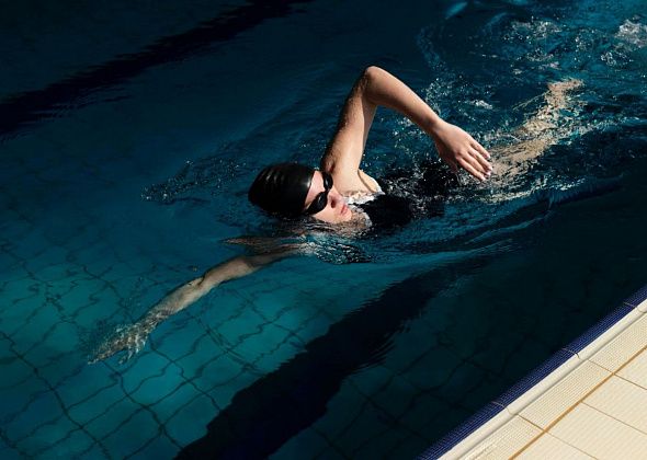 Серовчане с ограниченными возможностями здоровья соревновались в бассейне