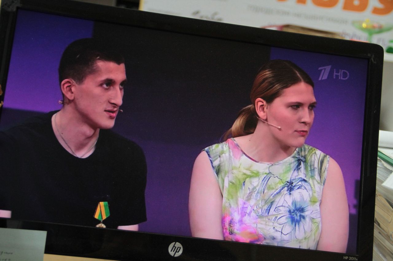 "Родительский долг" длиной в 17 лет… Серовчане попали в шоу на федеральном канале