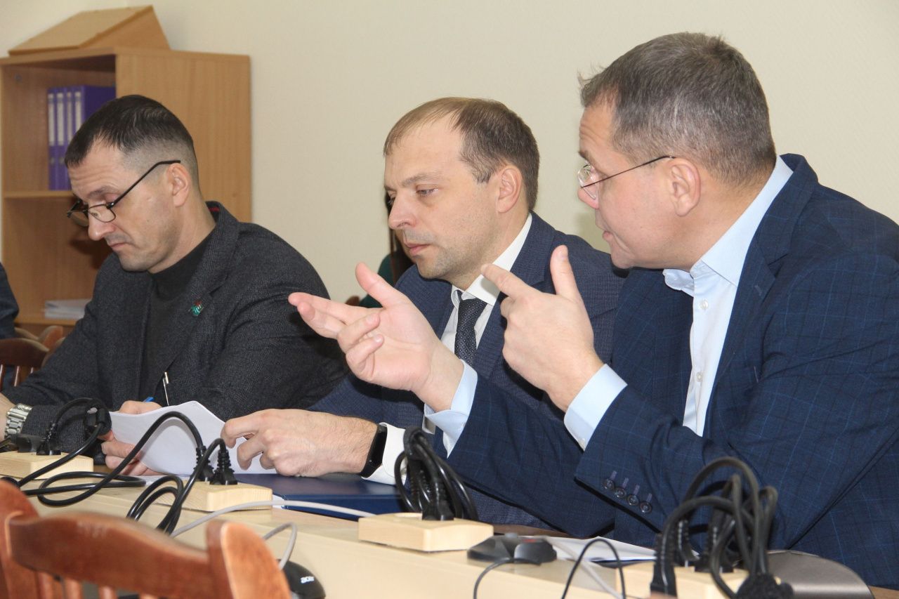 Депутатам Серова рассказали о выполнении плана благоустройства в 2024 году