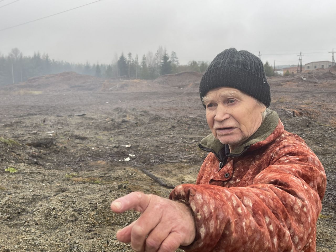 “Дышать невозможно”. В Красноглинном продолжает гореть свалка опила