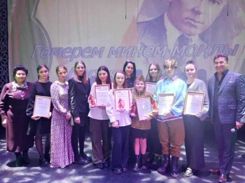 Серовчане успешно выступили на межрегиональном конкурсе чтецов «Жизнь моя песней звенела в народе...»