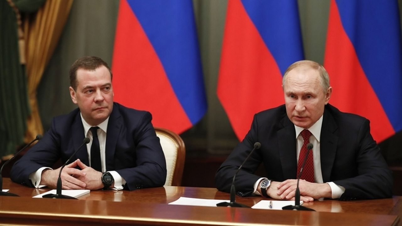 Путин предложил поправить Конституцию. Правительство ушло в отставку, Медведева сменил налоговик Мишустин