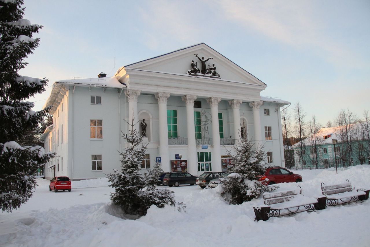 Серовчан приглашают сделать подарок Деду Морозу