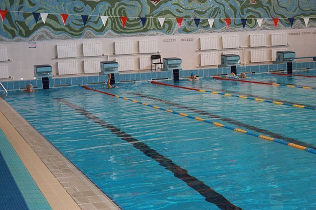 "Нас не бросили". В серовском бассейне вновь заработала группа плавания для инвалидов