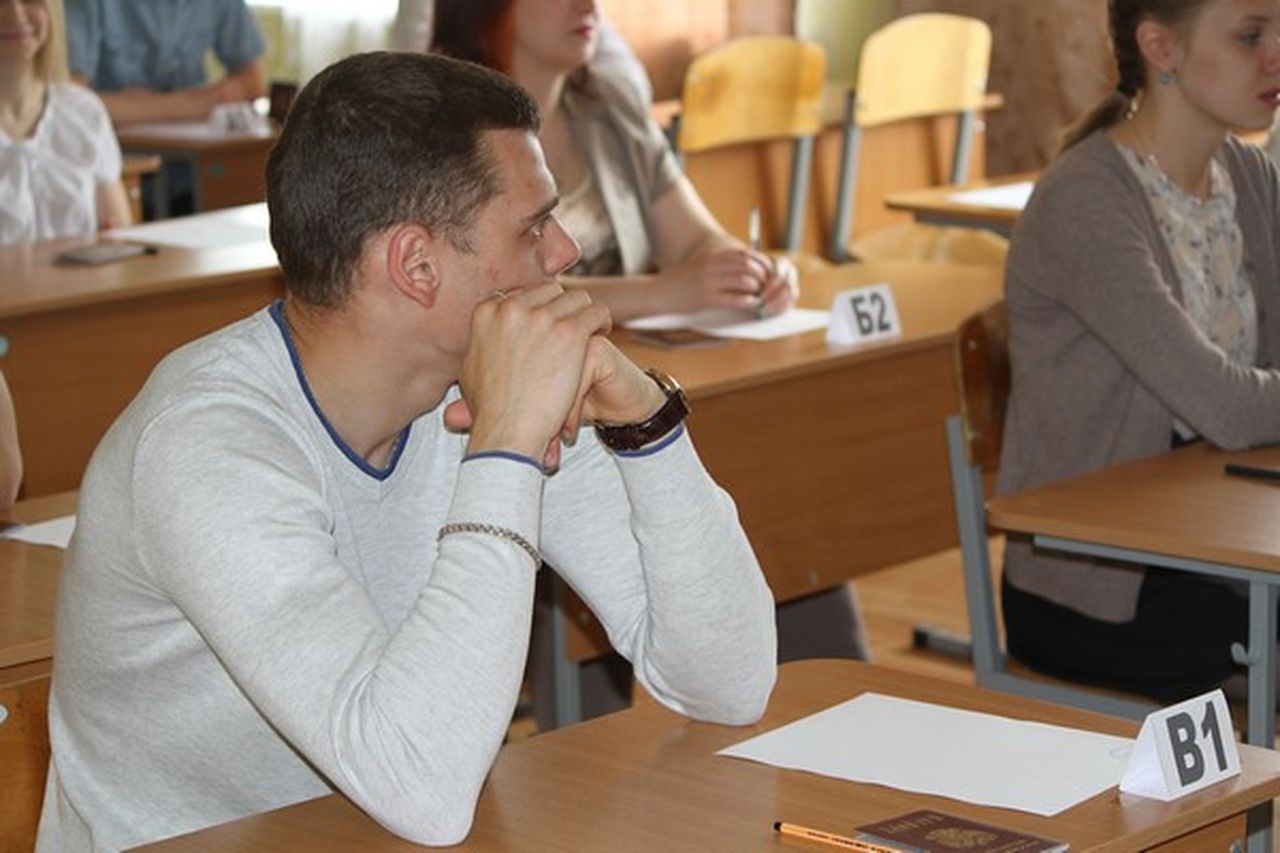 Путин: ЕГЭ пройдет по всей стране и начнется 29 июня