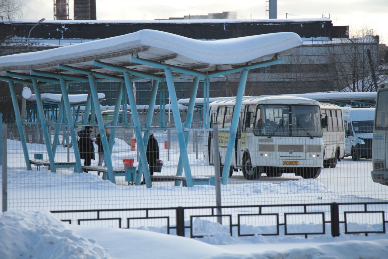 На уборку снега грядущей зимой с автовокзала в Серове планируют потратить 40 тысяч рублей