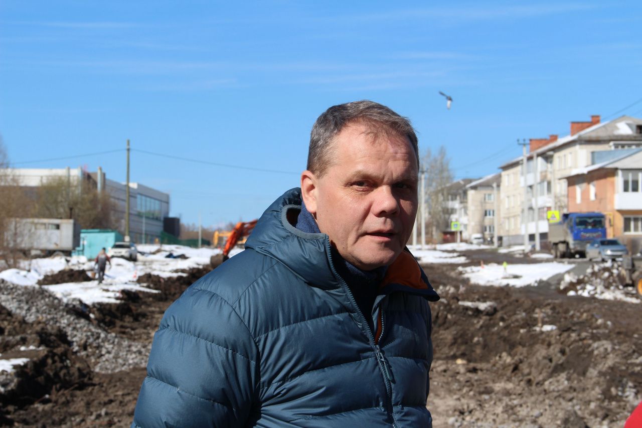 Администрация Серова расторгла контракт с начальником УКСа Андреем Рагозиным