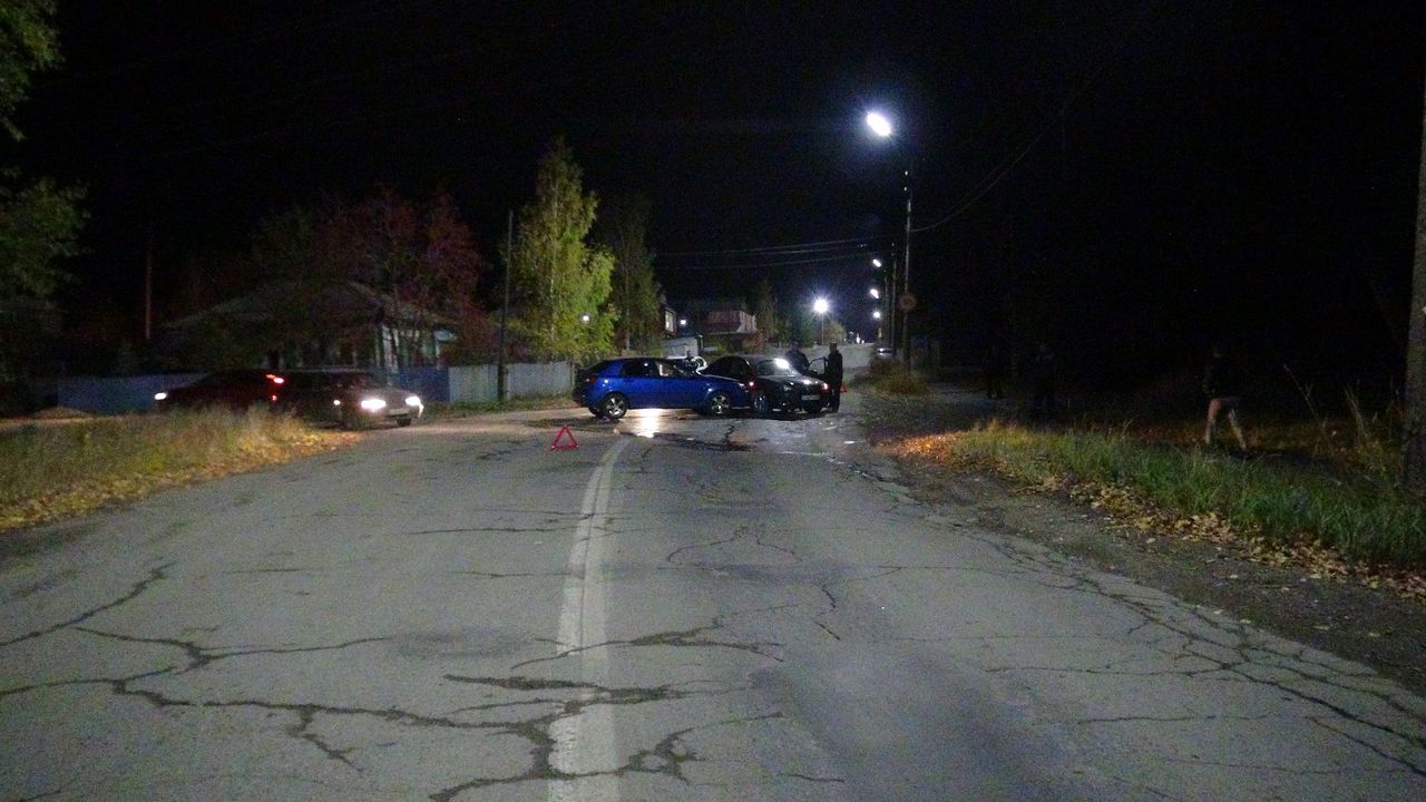 В Серове столкнулись Mazda и Chevrolet Lacetti. Виновник аварии был нетрезв