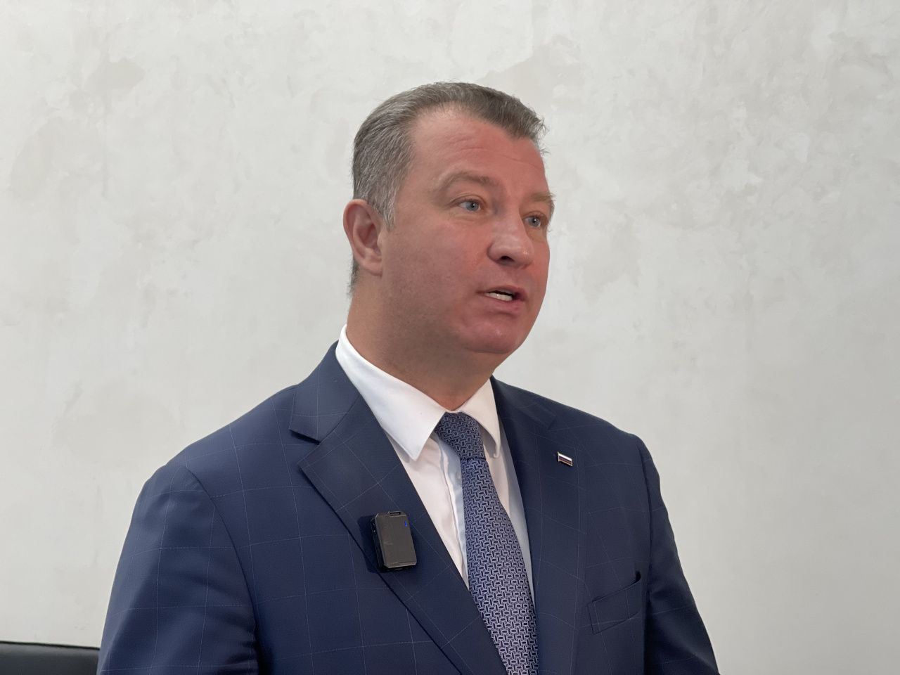 Строительство домов, ремонт дорог. Глава Серова поделился планами на 2026 год