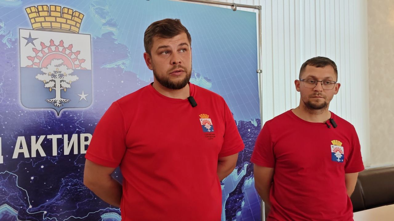 “Запас до критического уровня – есть”. Глава Серова ответил на вопросы о затоплении домов