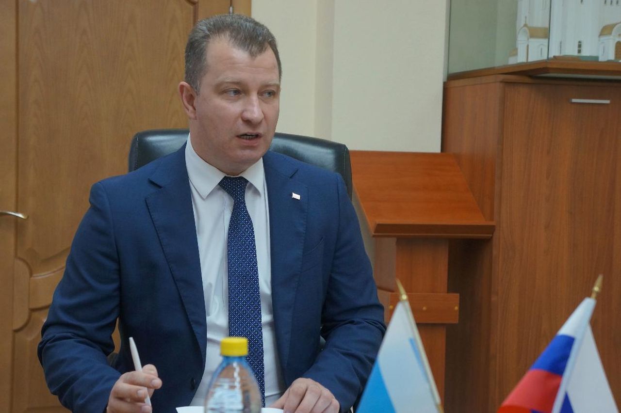 Глава Серова прокомментировал уголовные дела в отношении Рогового и Вологина