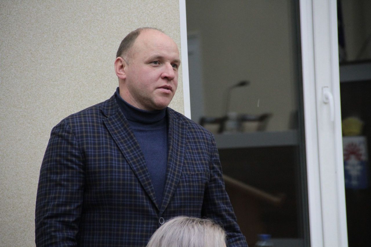 Директор серовской Спортшколы Виктор Калачик удостоен наградой ЗакСо
