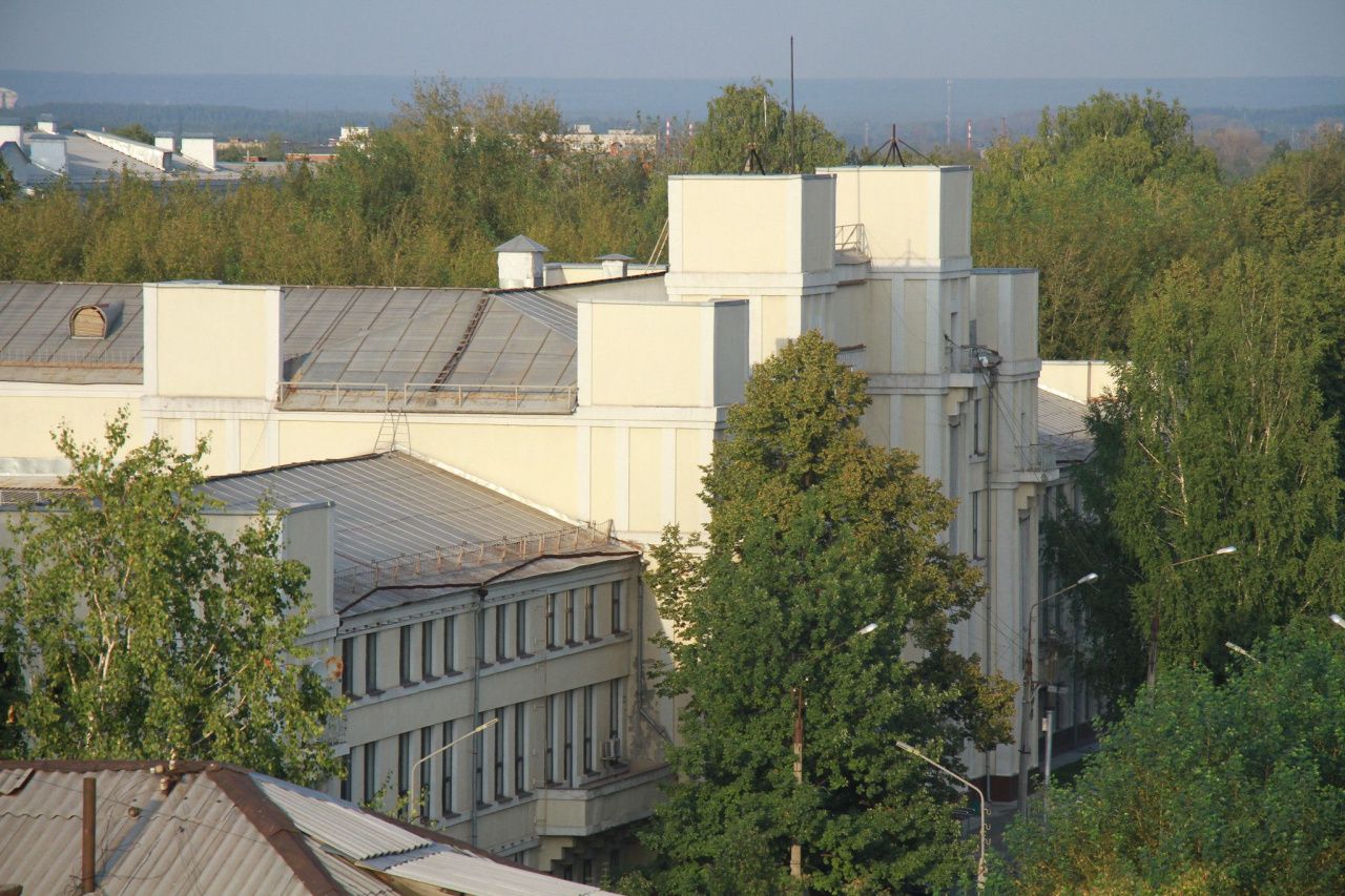 На реставрацию кровли и фасада ДКМ выделено 83 миллиона рублей. Работы хотят провести в 2024 году