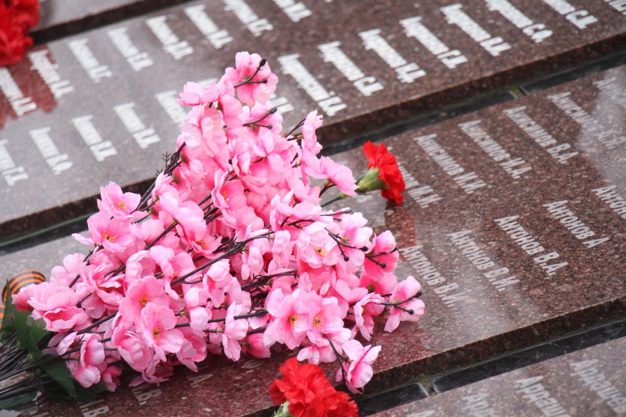 Спектакли, конкурсы, забота о ветеранах. Какие мероприятия пройдут в Серове к 80-летию Победы