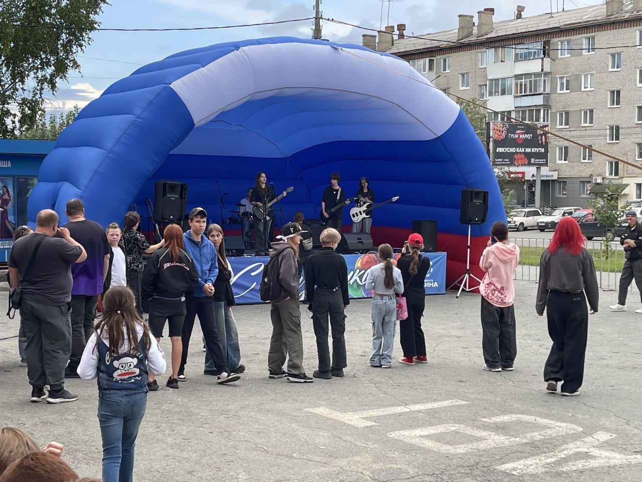 “35 лет без легенды”. В Серове прошел рок-концерт памяти Виктора Цоя