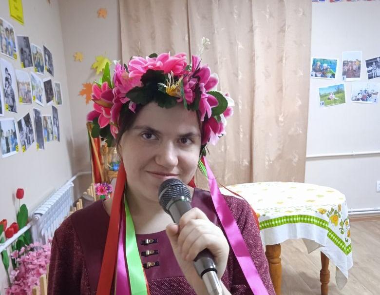 Благодаря и вопреки! Несмотря на инвалидность, Дарья Анкина из Сосьвы живет полноценной жизнью и даже поет