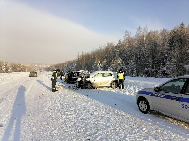 В ДТП на дороге Серов-Североуральск погибло двое. Трое - ранены
