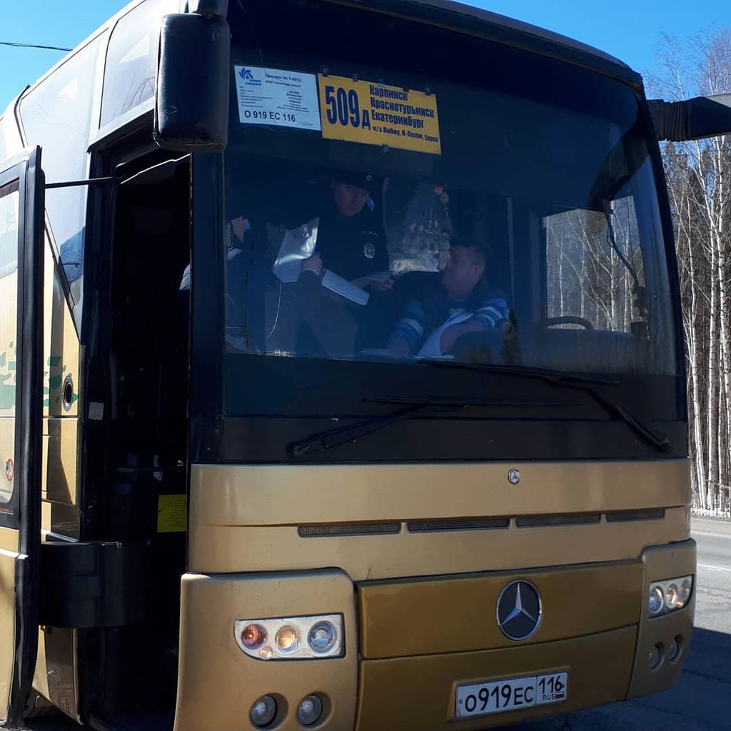 Госавтоинспекция Серова проверяет работу автобусов