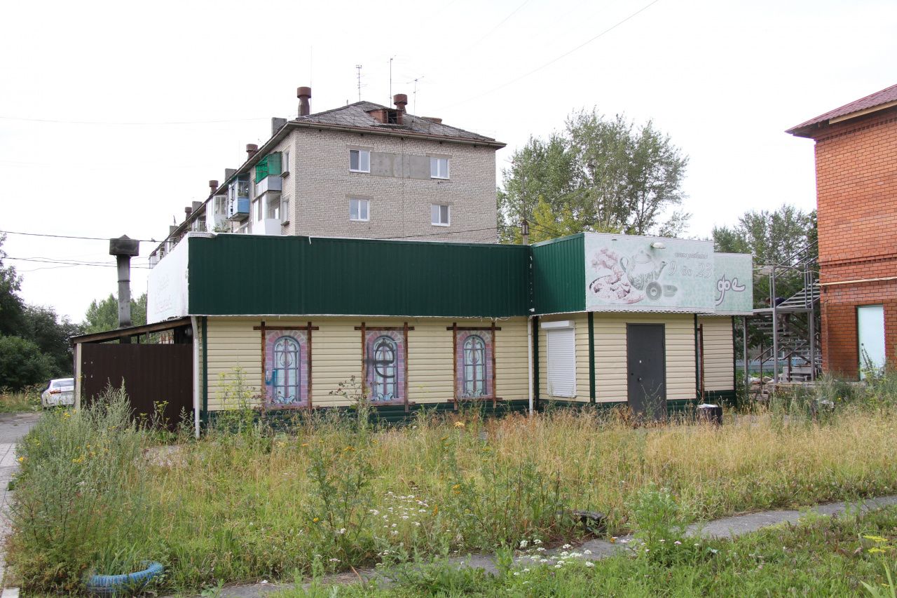 Власти Серова планируют снести еще несколько «самовольно установленных» сооружений – павильонов, гаражей 