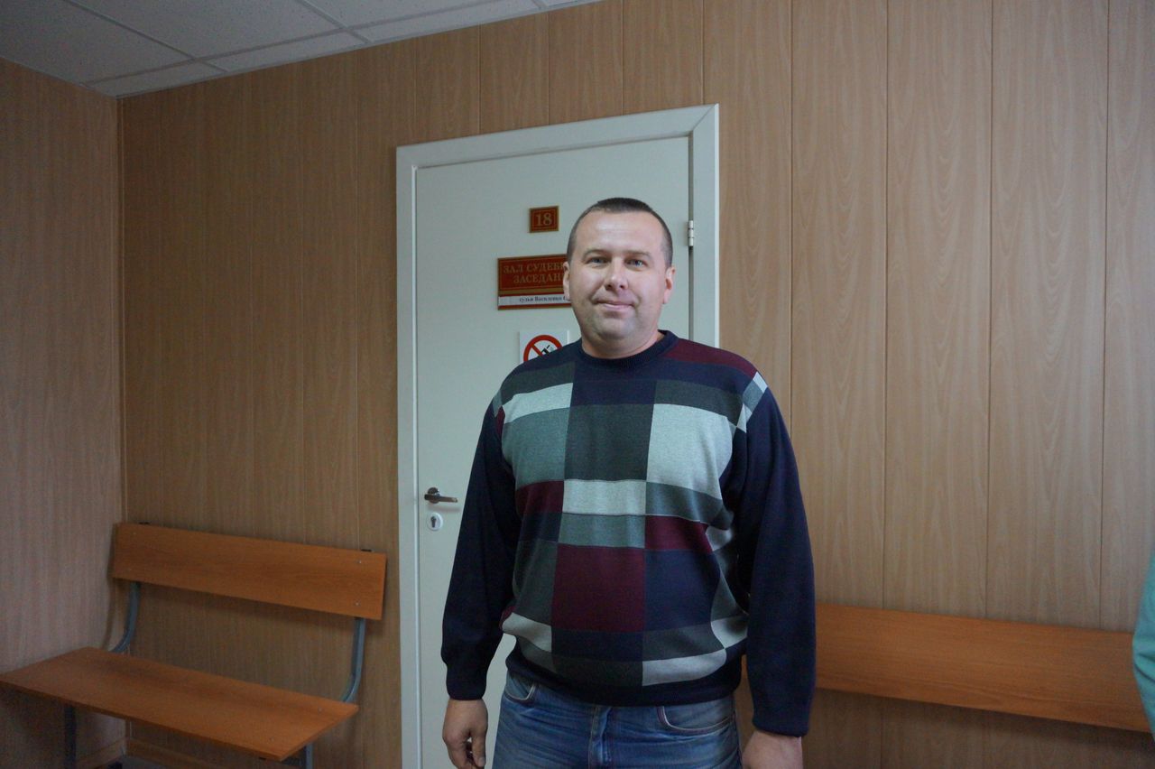 Суд вынес приговор бывшему черемуховскому участковому Владимиру Фуфаеву. Но экс-полицейский продолжит борьбу за честное имя