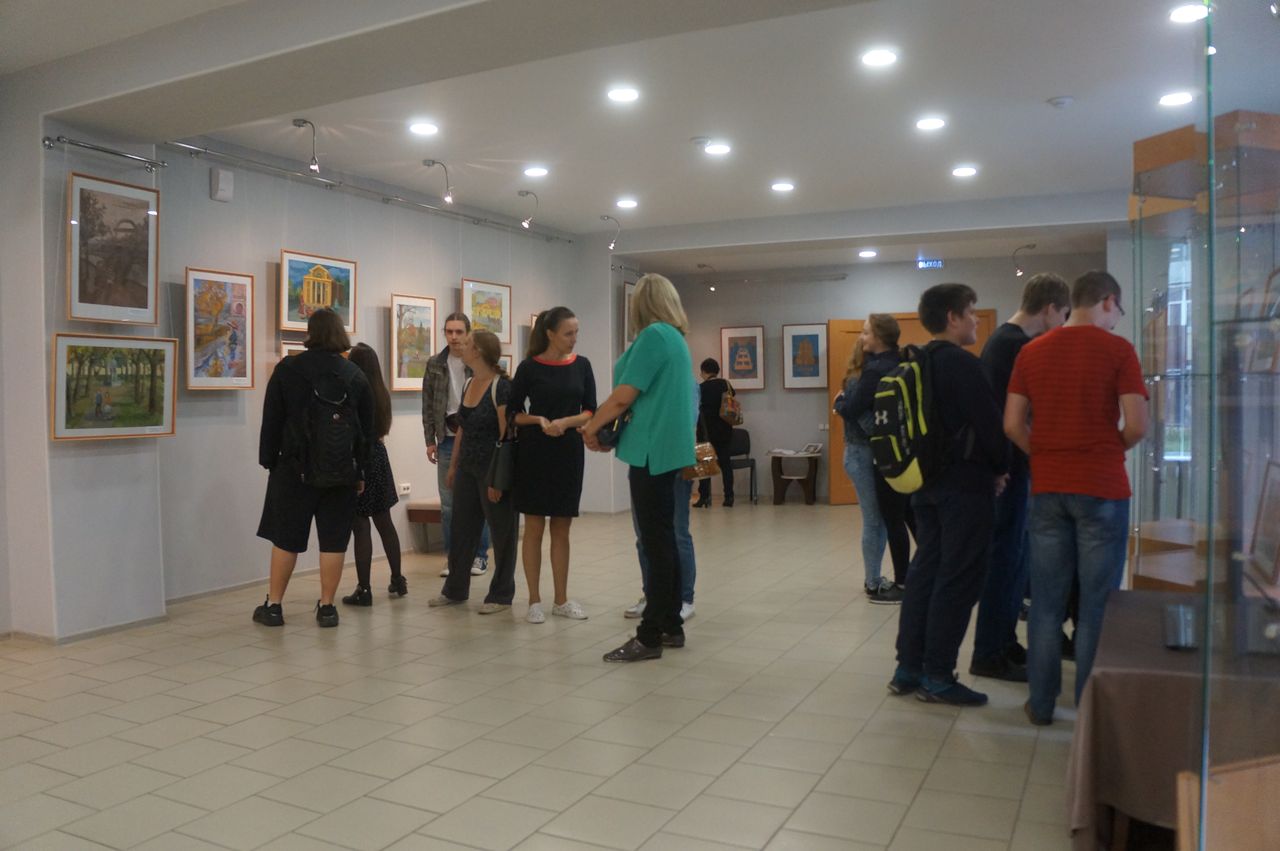 В Серове открылась выставка "Город глазами детей"